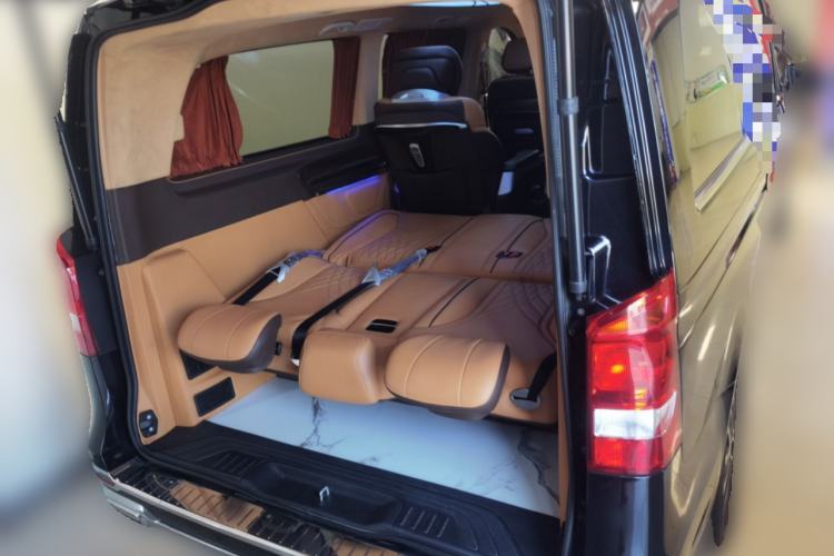 Used Mercedes-Benz Vito 2023 2.0T Elite Version 7 Seats