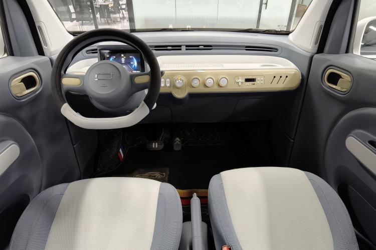 Used Bestune Pony 2025 222km Range Agile Horse
