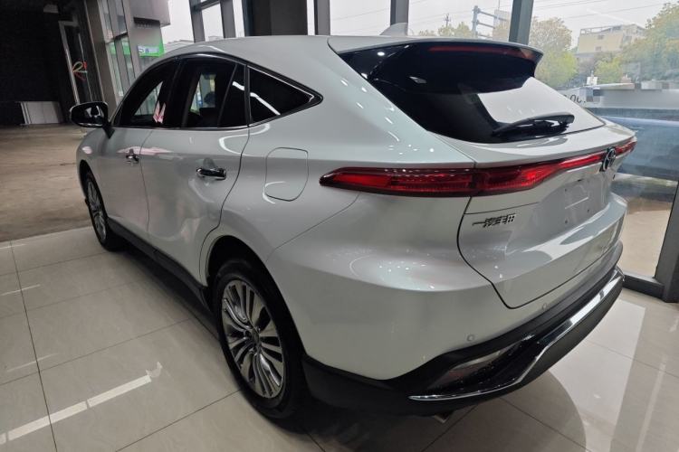 Used Toyota Harrier 2022 2.0L CVT Two-Wheel Drive Deluxe Edition