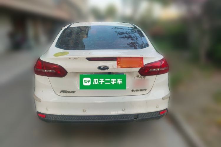 Used Ford Focus 2015 Sedan 1.6L Automatic Comfort Model
