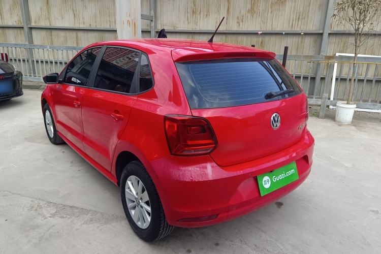 Used Volkswagen Polo 2016 1.4L Manual Fashion Model Exterior 2