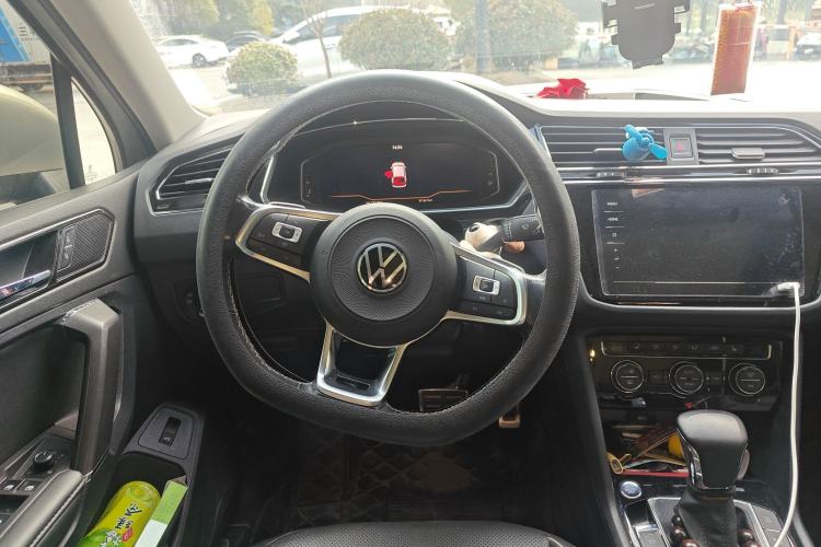 Used Volkswagen Tiguan L 2021 330TSI Automatic Two-Wheel Drive R-Line Flagship Edition