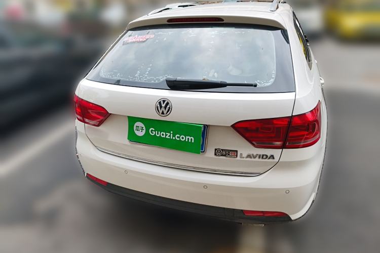 Used Volkswagen Gran Lavida 2014 1.6L Automatic Sport Edition Rear