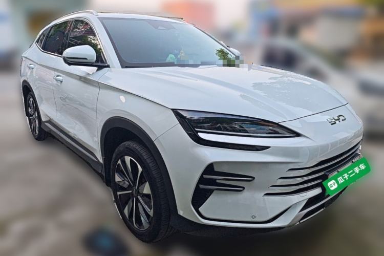 Used BYD Song PLUS New Energy 2025 DM-i 112KM Prestige Model Front Right 45 Deg