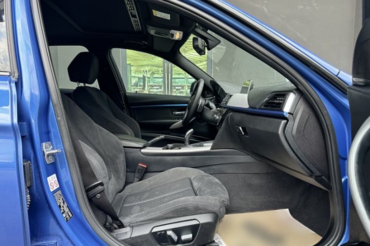 Used BMW 3 Series 2018 320i M Sport Package
