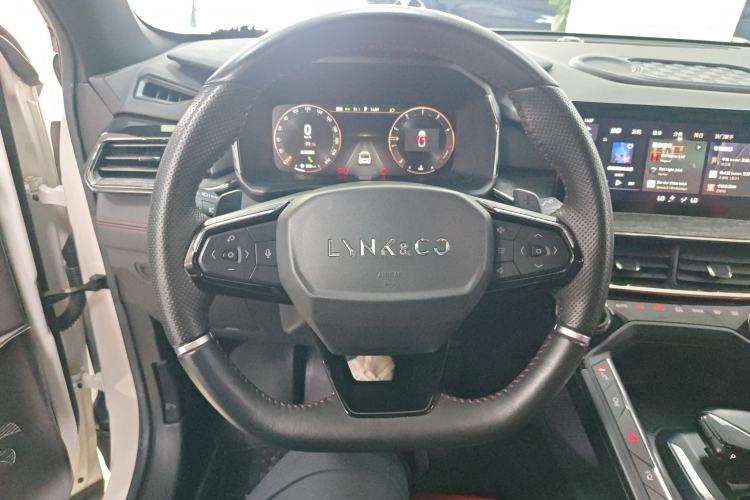 Used Lynk & Co 06 2020 1.5T JinPro model
