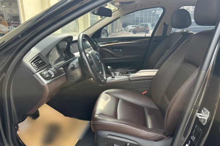 Used BMW 5 Series 2014 525Li Luxury Design Package