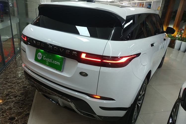 Used Land Rover Range Rover Evoque 2024 Aurora L 249 PS Prestige Light-Chasing Edition