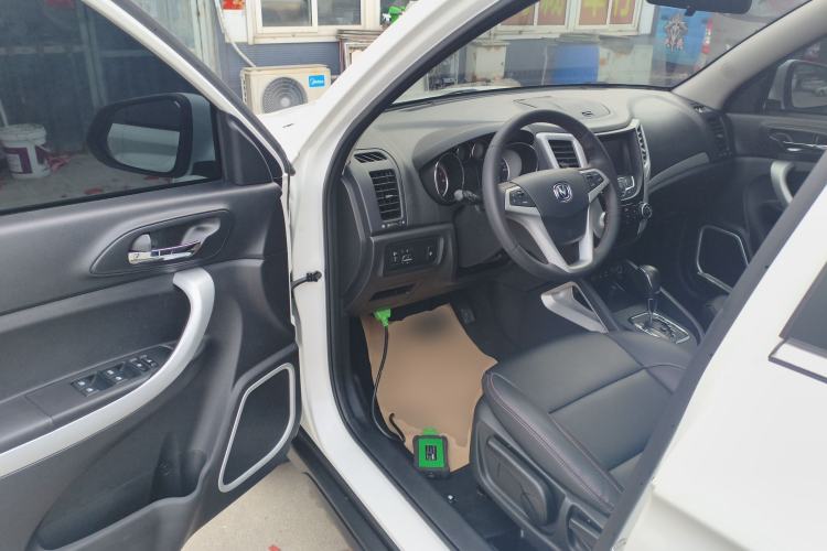 Used Changan CS35 2016 1.6L Automatic Luxury Model China V Standard