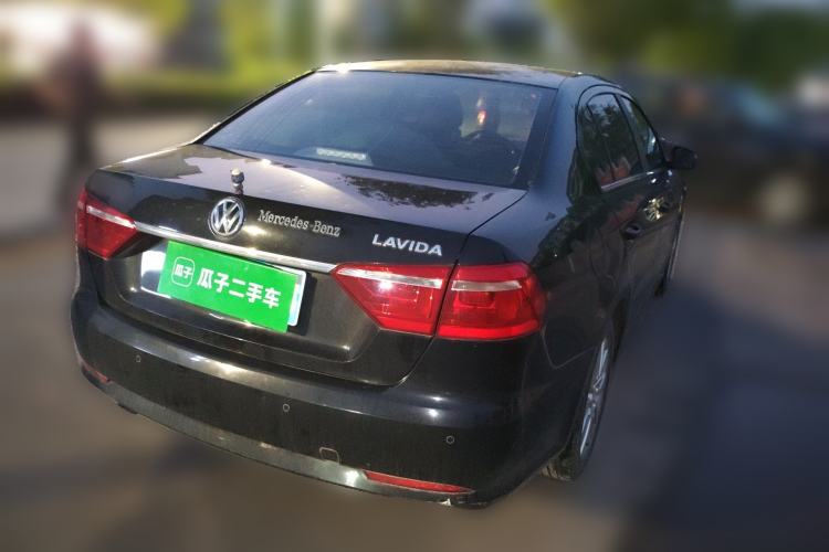 Used Volkswagen Lavida 2015 1.6L Manual Comfort Edition