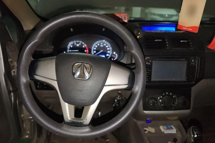 Used BAIC Weiwang M20 2014 1.5L Basic Version DAM15DL
