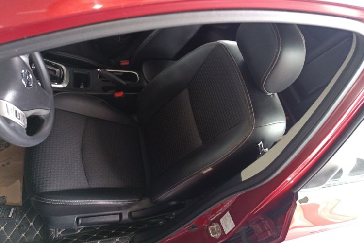 Used Nissan Tiida 2019 1.6L CVT Smart Enjoyment Version China VI Standard