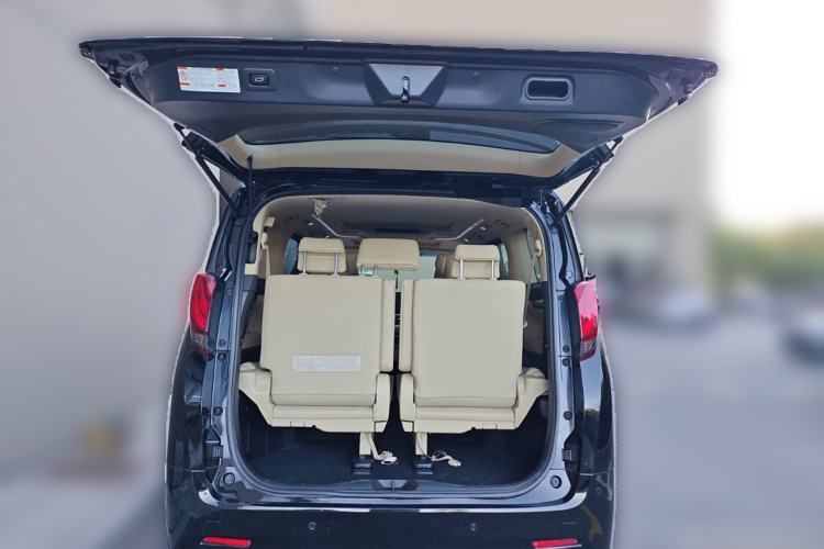 Used Toyota Alphard 2015 3.5L Luxury Edition
