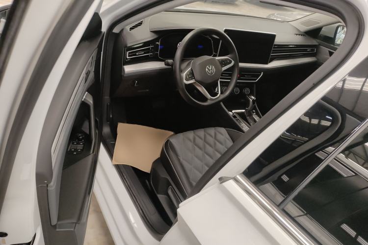 Used Volkswagen Sagitar 2023 300TSI DSG Excellence Edition Driver Seat