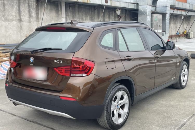 Used BMW X1 2010 sDrive18i Luxury Model Exterior 4