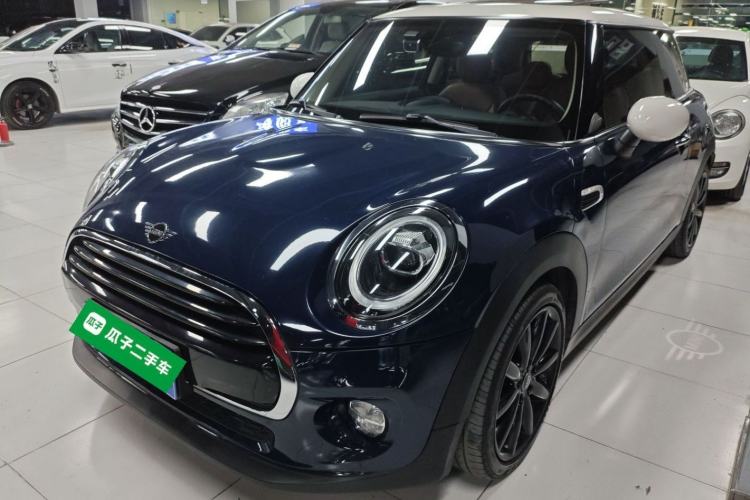 Used MINI MINI 2018 1.5T COOPER Artist