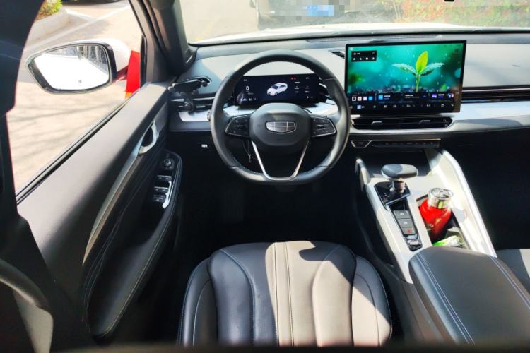 Used Geely Auto Preface 2025 Dongfang Yao 1.5TD Fuyao Edition
