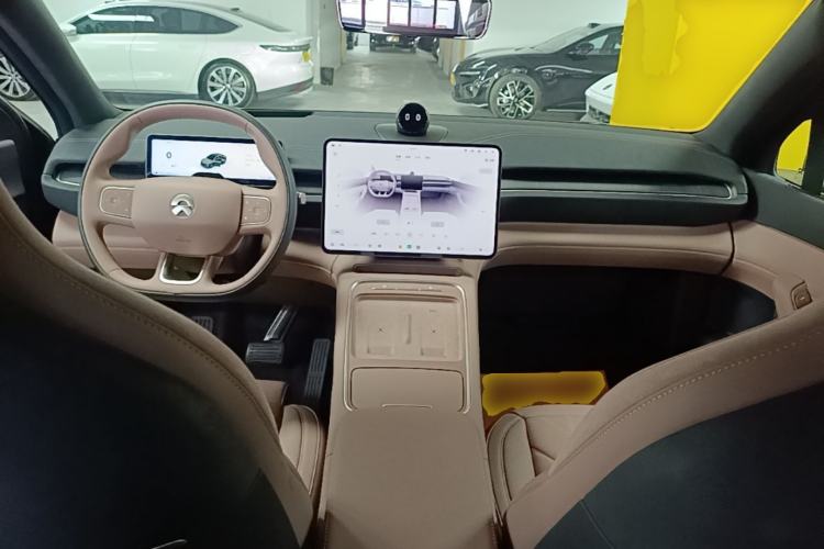 Used Nio EC6 2025 75 kWh