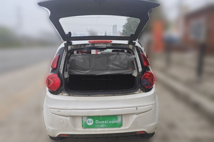 Used JMEV E200L 2016 E200 Standard Model
