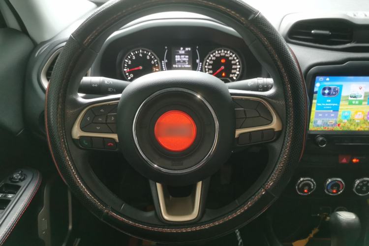 Used Jeep Renegade 2017 180T Automatic Kinetic Edition+ Steering Wheel