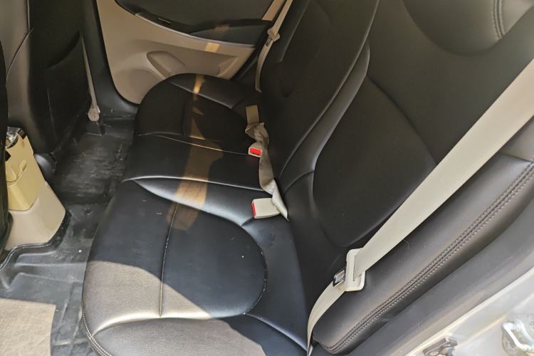 Used Hyundai Verna (older generation) 2014 1.4L Automatic Leading-Edge GLX
