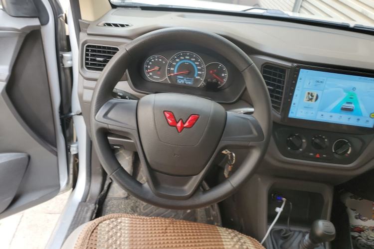 Used Wuling Hongguang V 2022 1.5L Enjoy Edition Electric-Powered LAR
