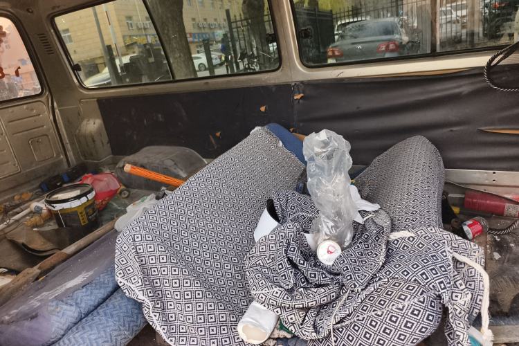 Used Golden Dragon Hiace 2010 2.0L Long-Wheelbase Gasoline Premium Version V20 Left Rear Seat