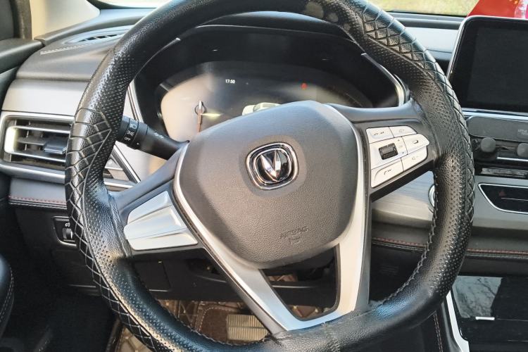 Used CHANGAN CS75 2021 Honor Million Edition 280T DCT Luxury Model Steering Wheel