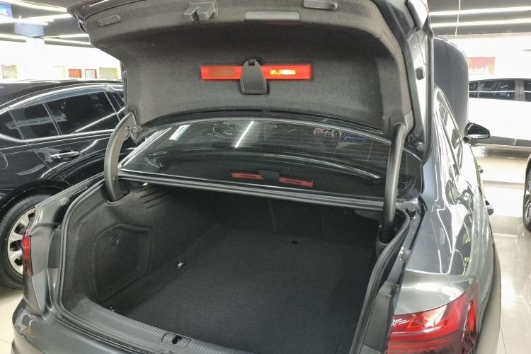 Used Audi A4L 2024 40 TFSI Fashion Dynamic Model
