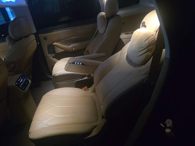 Used Hima AITO M8 2025 Extended-Range Ultra Version 53.4 kWh 6-Seater Edition — 18