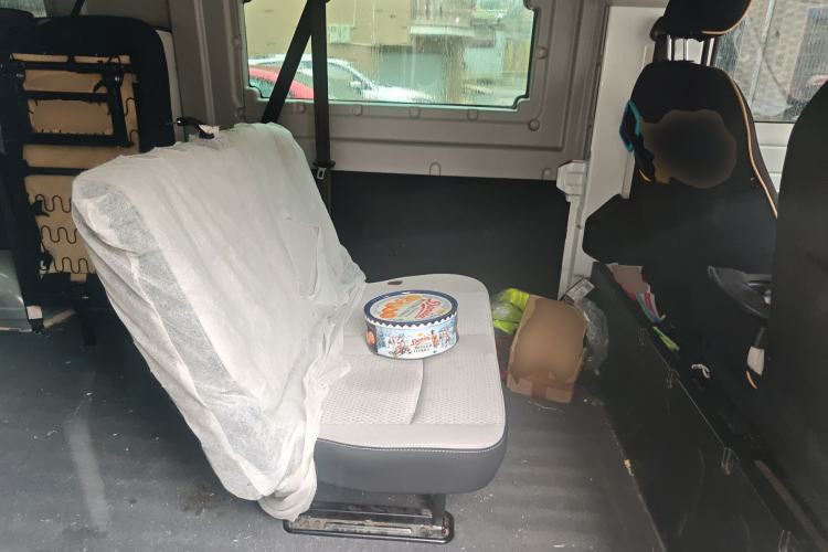 Used SRM New Energy E3L 2024 Standard 6-Seater Bus
