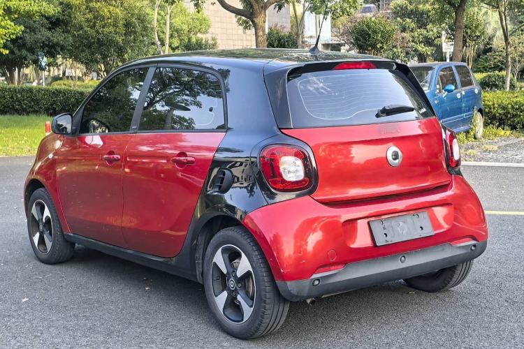 Used smart forfour 2018 1.0L 52kW Passion Edition