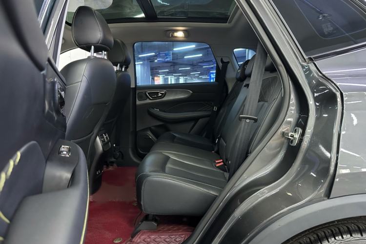 Used Roewe RX5 2021 PLUS 330TGI Automatic National Trend Intelligent Deluxe Edition Interior 8