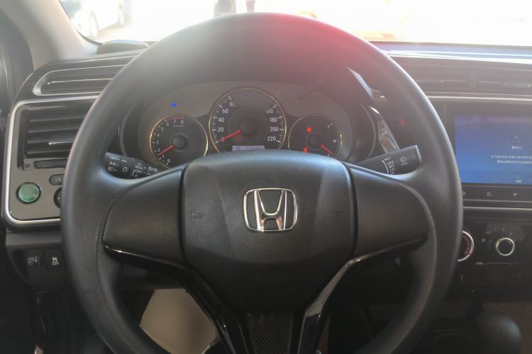 Used Honda Greiz 2016 1.5L CVT Fashion Edition
