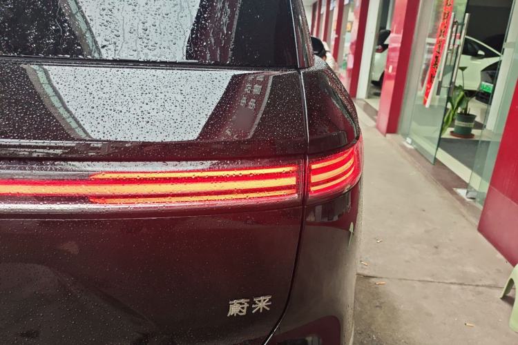 Used Nio ES8 2026 Model 6-seat Executive Luxury Edition Right Rear Taillight