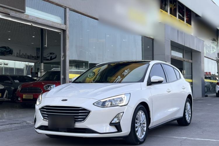 Used Ford Focus 2019 Hatchback EcoBoost 180 Automatic Trendy Model