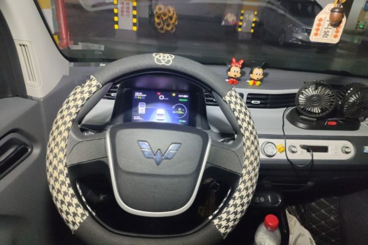 Used Wuling Hongguang MINIEV 2022 Macaron Premium Model – Lithium Iron Phosphate