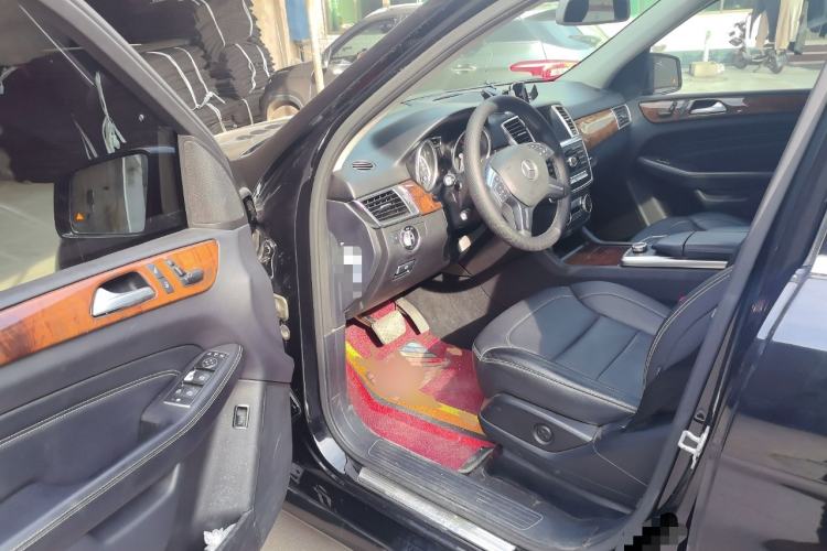 Used Mercedes-Benz M-Class 2015 ML 400 4MATIC Dynamic Model