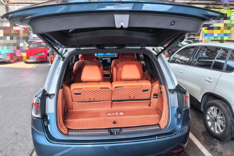 Used Hima AITO M9 2024 Range-Extended Ultra Version 42 kWh 6-Seater Model Trunk