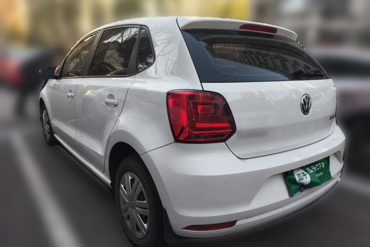 Used Volkswagen Polo 2016 1.4L Manual Fashion Model
