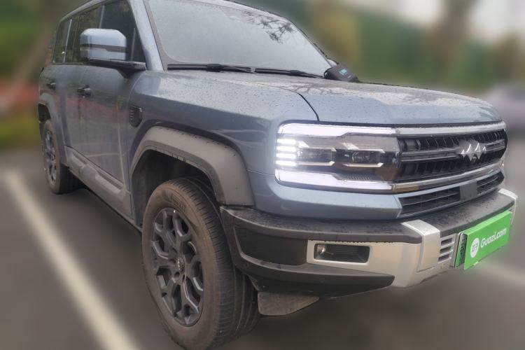 Used Formula Leopard 5 2023 Cloud Ride Flagship Edition
