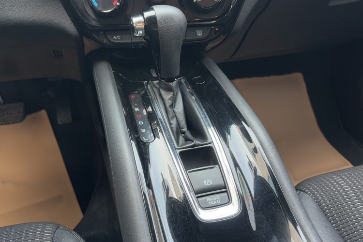 Used Honda Vezel 2015 1.8L CVT 2WD Elite Model