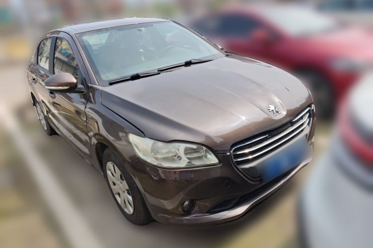 Used Peugeot 301 2016 1.6L Manual Comfort Edition Front Right 45 Deg