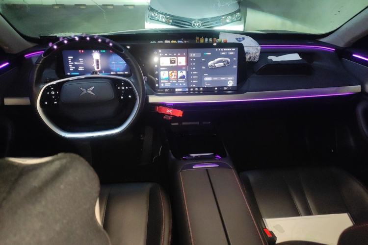 Used XPeng P7 2022 480E Center Console