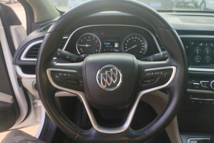 Used Buick GT 2019 15T Dual-Clutch Connected Elite Model China VI Steering Wheel
