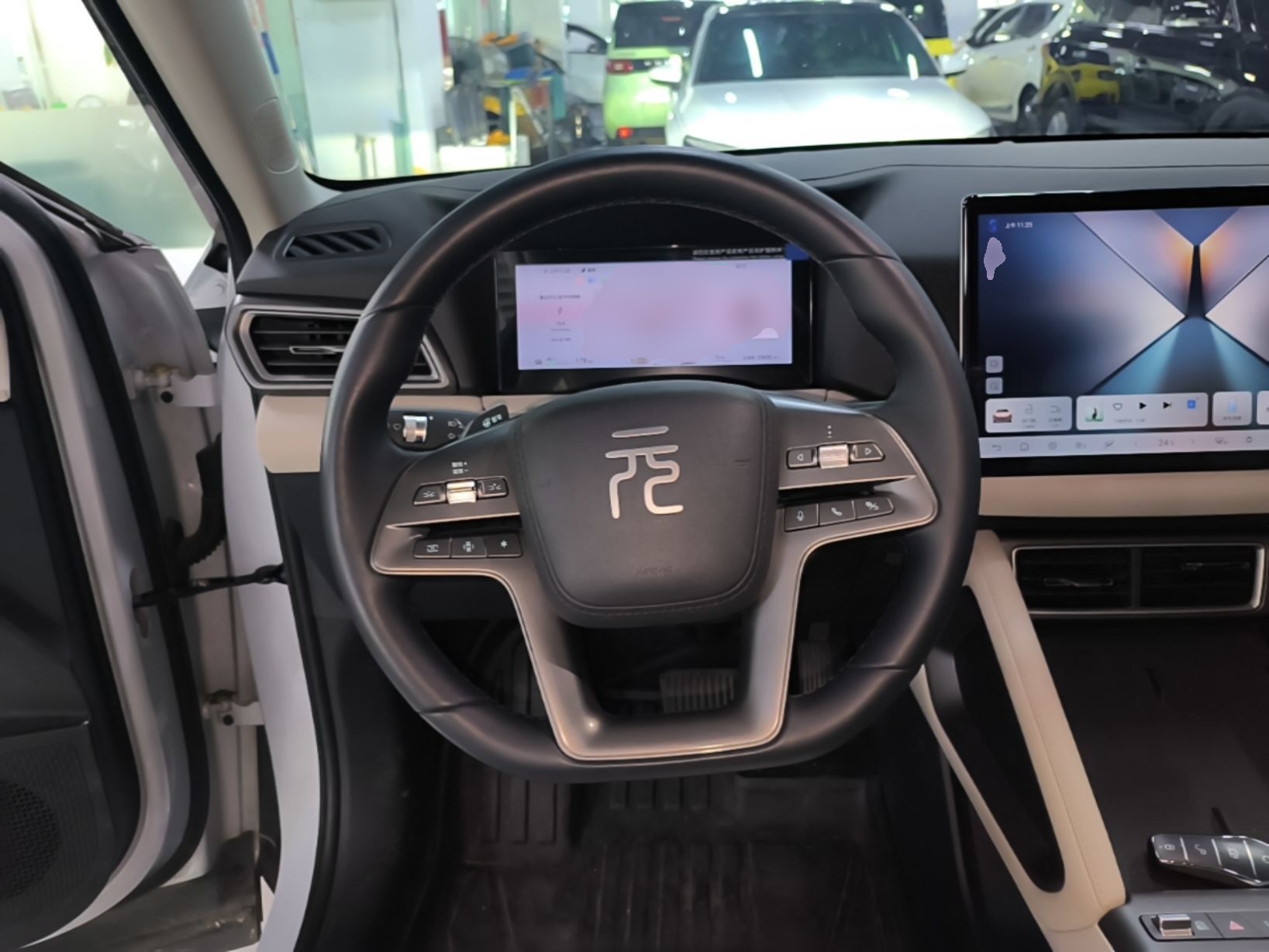BYD Yuan UP 2025 Intelligent Driving Version 401 KM Dynamic Edition — снимка 13