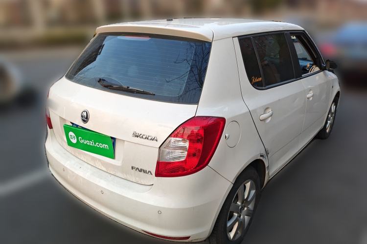 Used Skoda Fabia 2014 1.4L Automatic Crystal Edition