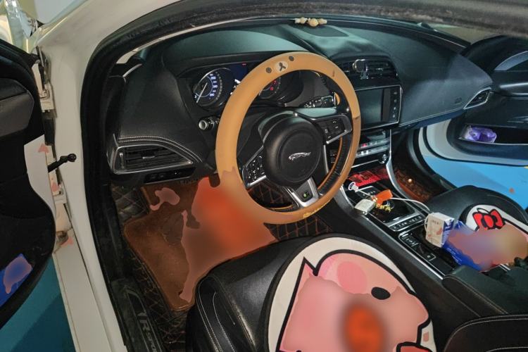 Used Jaguar XE 2015 2.0T 240 PS R-Sport
