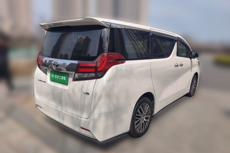 Used Toyota Alphard 2018 3.5L Luxury Edition Rear Right 45 Deg