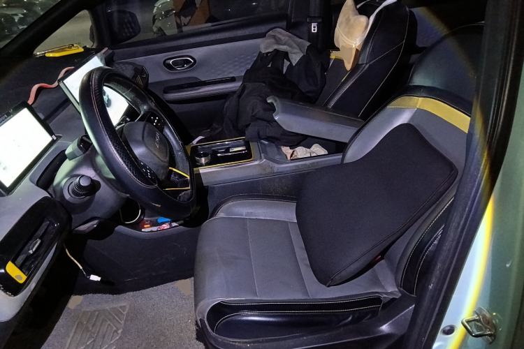 Used AION Y 2022 70 Tech Edition Lithium Iron Phosphate
